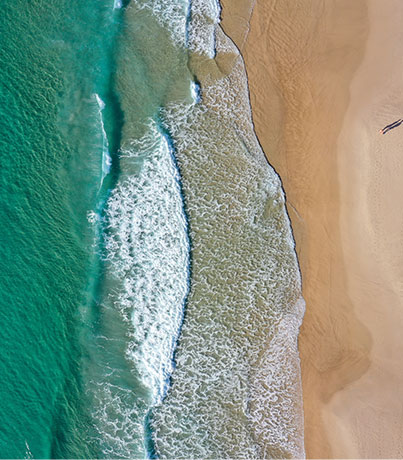 海滩海浪高清图