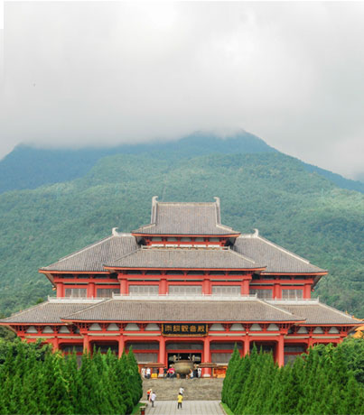 崇圣寺雨铜观音殿